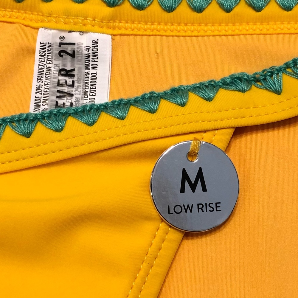 Forever 21 Pineapple Swimsuit ✨🍍 👙✨ - Picture 6 of 7